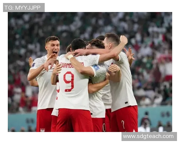 波兰与意大利在欧国联的激烈对决展现足球魅力与战术智慧